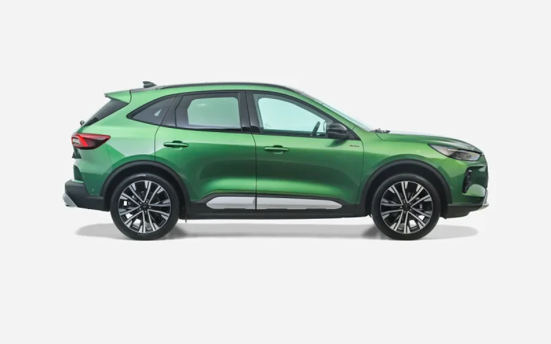 Ford Kuga, widok z boku