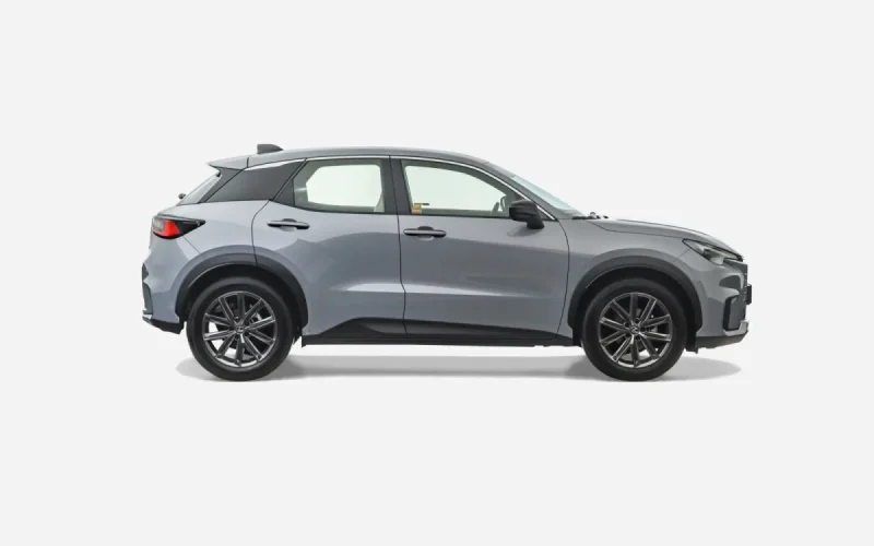 Lexus LBX, widok z boku